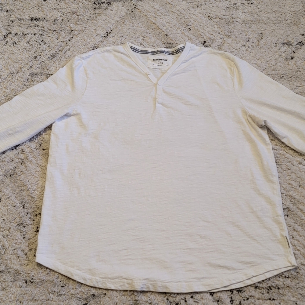 🆕️4 for 40🆕️Express Henley